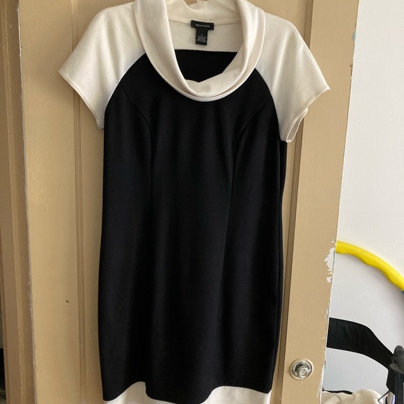 Cute Little Blue and White Dress wear me anytime - Picture 7 of 12